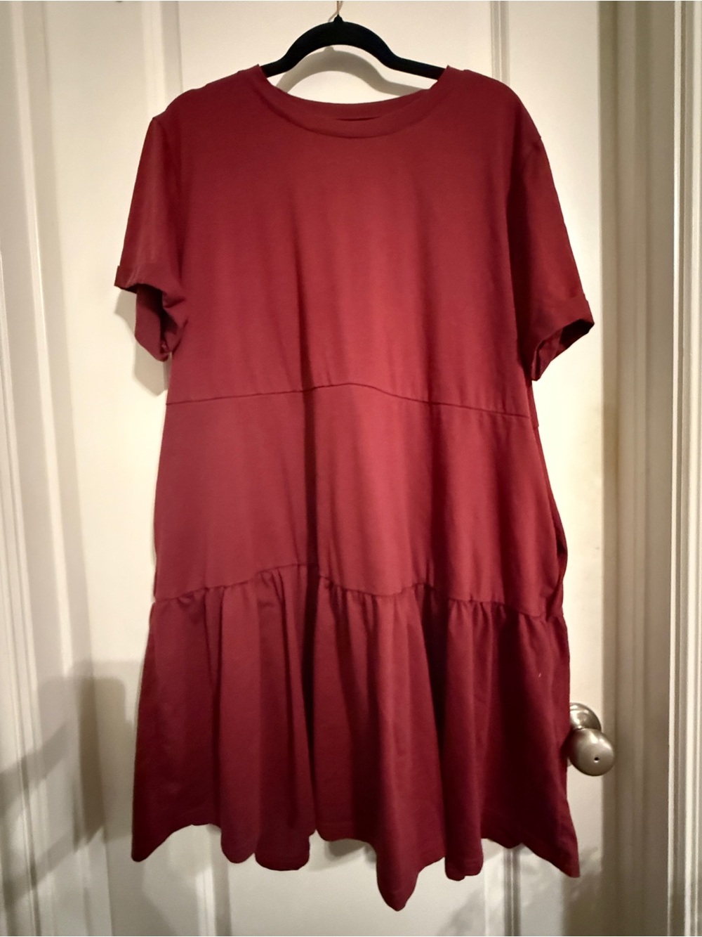 Source Unknown Tiered Midi Dress in Burgundy